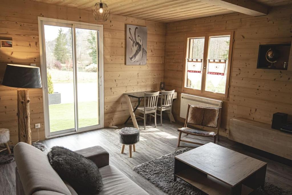 Gite Jura Mina Chalet Au Milieu De La Nature Villa Ney Ngoại thất bức ảnh